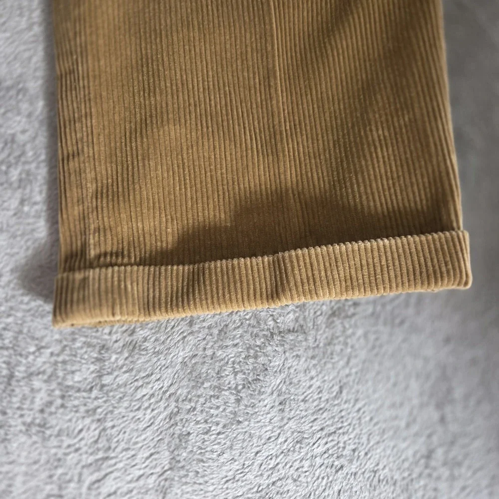 LL Bean Men's 35 (Fits 34x3) Corduroy Khaki Beige/Tan Pleated Cuffed Flap Pocket